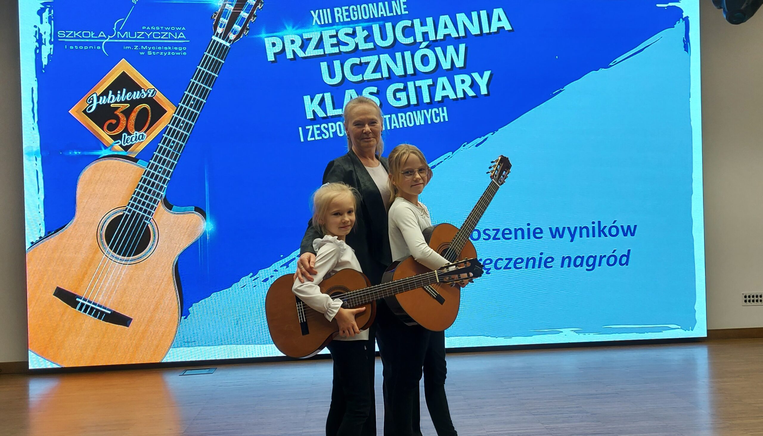 Natalia Duślak – zdobywa podwójne I miejsce w kolejnych konkursach gitarowych