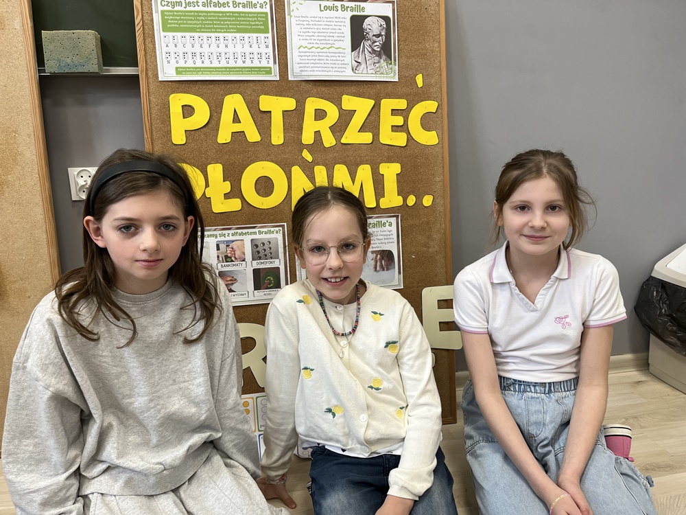 Patrzeć dłońmi… Zajęcia w klasie 3a