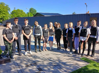 Z życia klasy 5a – odwiedziliśmy „LASER FORCE” w Kostarowcach…