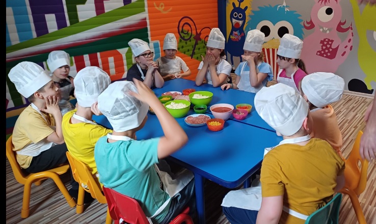 Warsztaty pizzy w Urwisie klasy 2a…