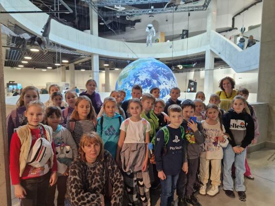 Przygoda naukowa uczniów 3B w PCN Łukasiewicz…