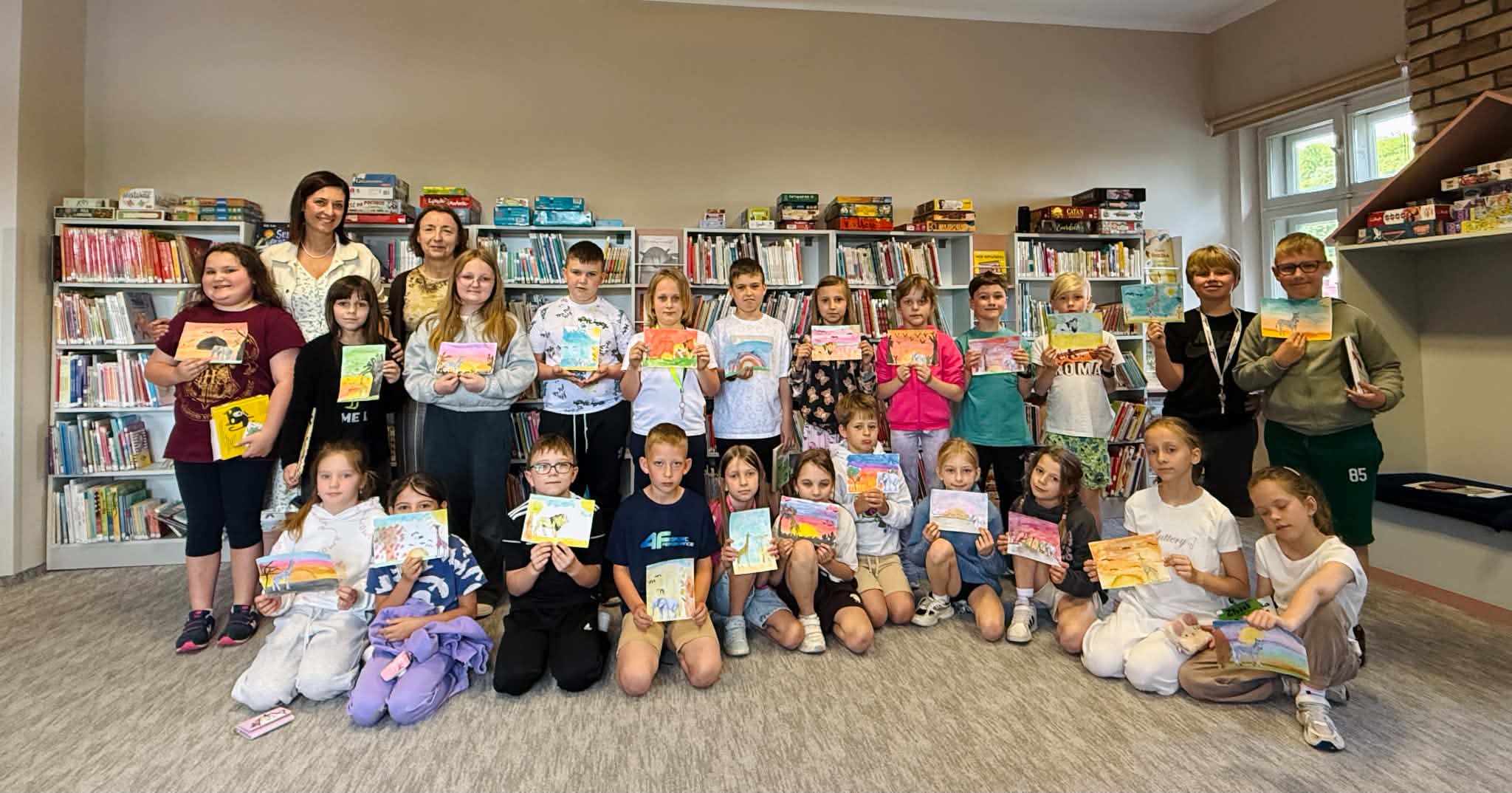 Klasa 2A odkrywa Afrykę z Kazikiem – warsztaty biblioteczne…