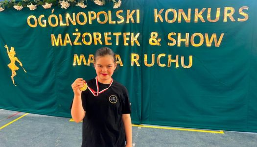 Izabela wśród mażoretek, które sięgnęły po sukces…