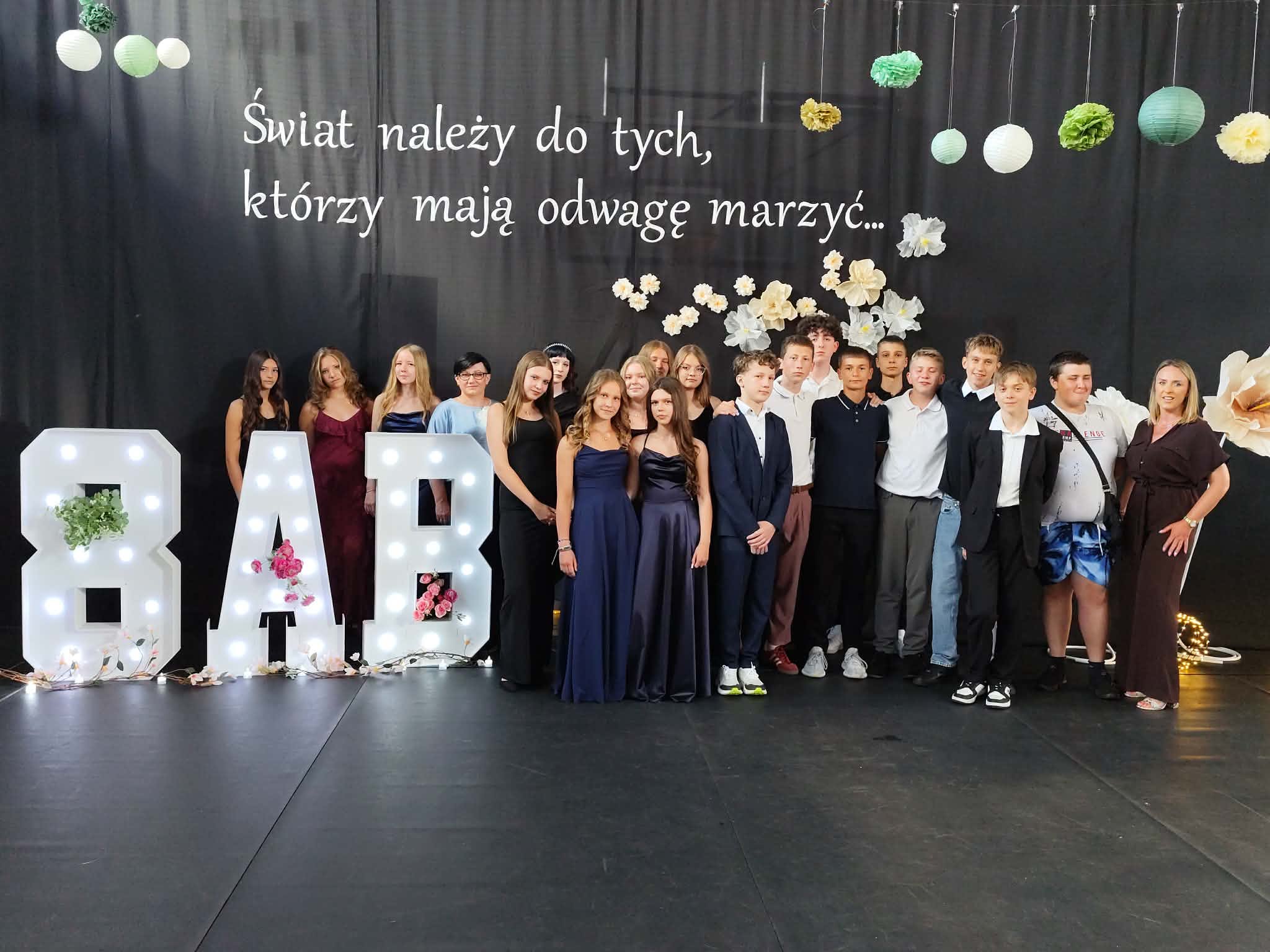 Ach, co to był za bal… Bal ósmoklasisty już za nami