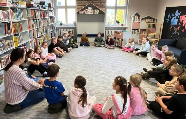 Spotkanie z książką w Miejskiej Bibliotece Publicznej – klasa 2a…
